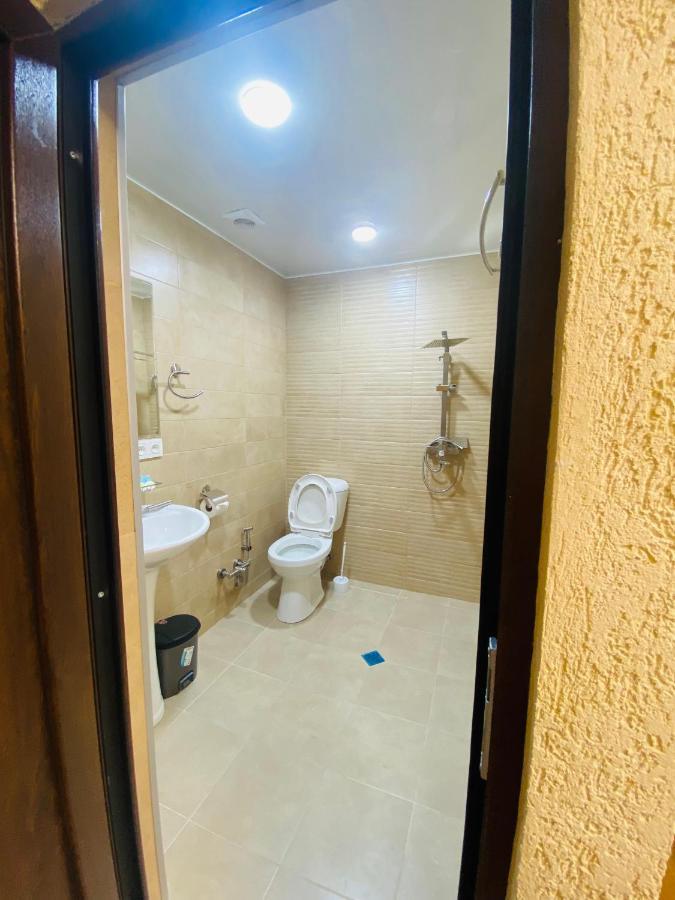 Hotel Sunrise Kutaisi Ngoại thất bức ảnh